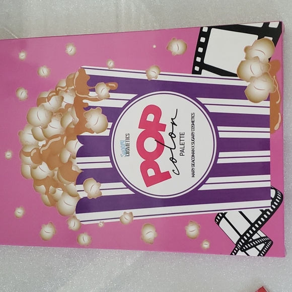 Sugary cosmetics Pop Color by Mary Geacoman - Picture 4 of 7